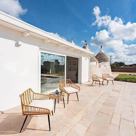 Helloapulia - Trulli Veronica - Authentic Trulli Retreat Between And Locorotondo - Pet Friendly Villa Martina Franca