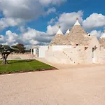 Villa Helloapulia - Trulli Veronica - Authentic Trulli Retreat Between And Locorotondo - Pet Friendly