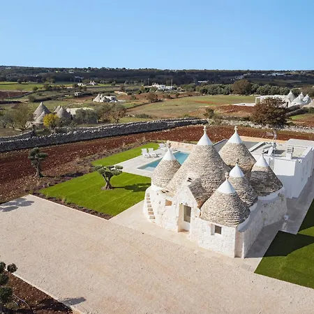Helloapulia - Trulli Veronica - Authentic Trulli Retreat Between And Locorotondo - Pet Friendly Мартина-Франка