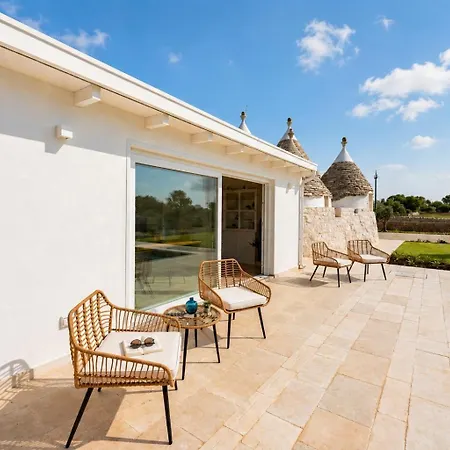 Helloapulia - Trulli Veronica - Authentic Trulli Retreat Between And Locorotondo - Pet Friendly