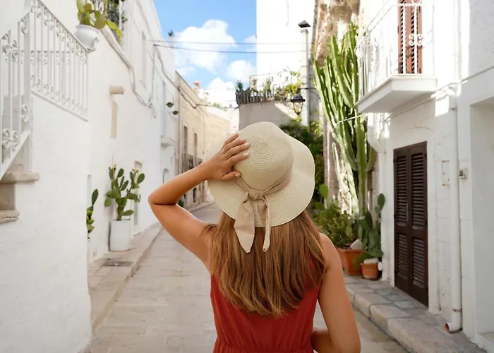 Helloapulia - Trulli Veronica - Authentic Trulli Retreat Between And Locorotondo - Pet Friendly Вилла